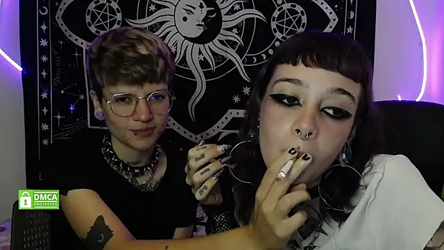 lovelockedlips online show from 03.15.25