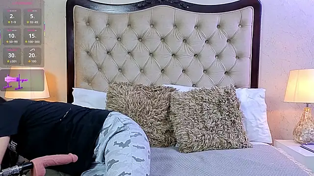 Snapshot of Lili_Opal chatting on 05.21.26 Lili Opal online show from 05.21.26