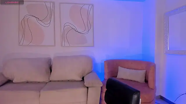 CandaseRussell online show from 07.03.26