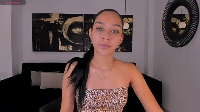 AmaliaCrus online show from 11.05.25