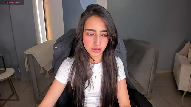 Snapshot of LarisaSmirnov chatting on 09.21.25 LarisaSmirnov online show from 09.21.25