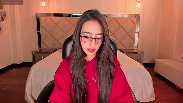 Snapshot of LarisaSmirnov chatting on 01.10.26 LarisaSmirnov online show from 01.10.26