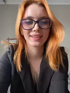 Snapshot of maar_tina chatting on 03.14.25 maar tina online show from 03.14.25