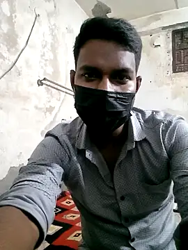 Snapshot of vikesh05 chatting on 03.14.25 vikesh05 online show from 03.14.25