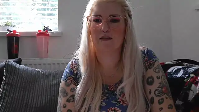 Sizzling Indie36 online show from 09.24.25