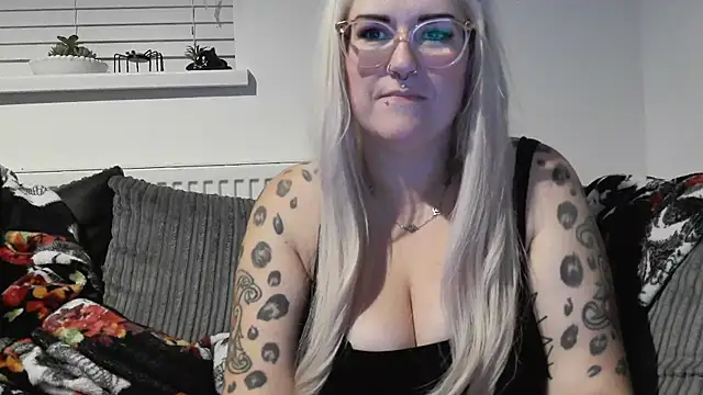 Sizzling Indie36 online show from 09.27.25