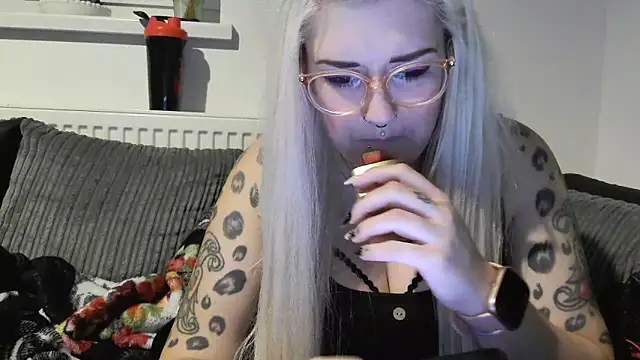 Sizzling Indie36 online show from 10.12.25