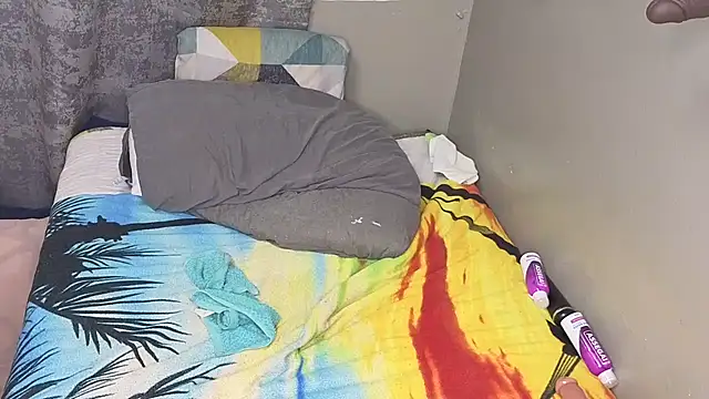 spicybootie online show from 02.04.26