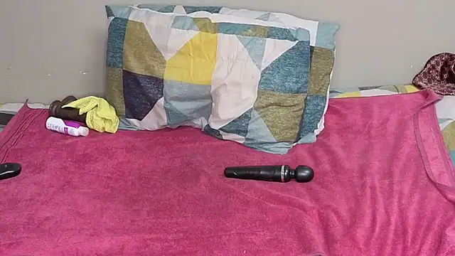 spicybootie online show from 03.06.26