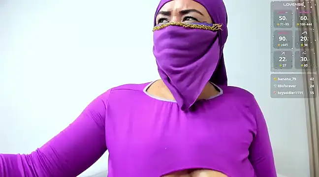 Layla arabelle online show from 03.22.25