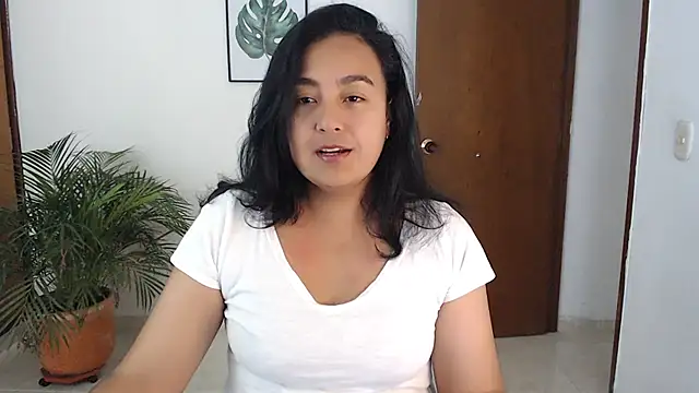 Snapshot of Themagicpotion chatting on 06.16.26 Themagicpotion online show from 06.16.26