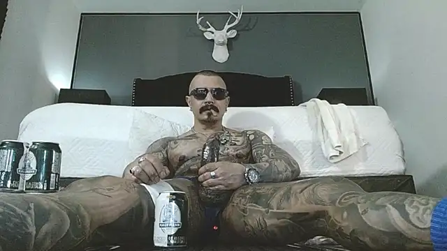 Snapshot of danilog515 chatting on 04.10.26 danilog515 online show from 04.10.26