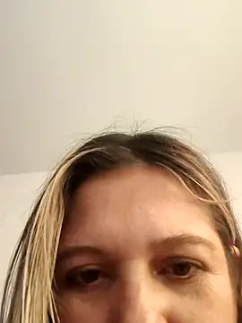 Snapshot of Samanta_SS chatting on 03.15.25 Samanta SS online show from 03.15.25