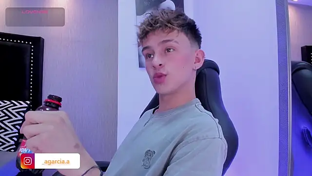 LiamWildx20 online show from 04.08.26