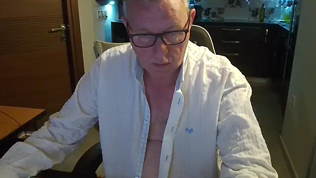 JamesBauer online show from 03.01.26