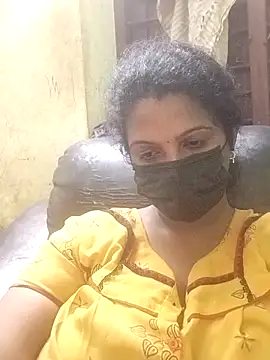 Snapshot of poojaa-rani chatting on 03.03.26 poojaa-rani online show from 03.03.26