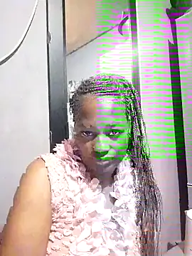 Snapshot of sexylira chatting on 10.06.25 sexylira online show from 10.06.25