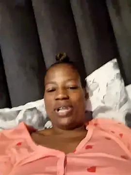 Snapshot of sexylira chatting on 02.02.26 sexylira online show from 02.02.26