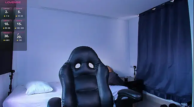 Snapshot of Etheral_teo chatting on 03.20.25 Etheral teo online show from 03.20.25