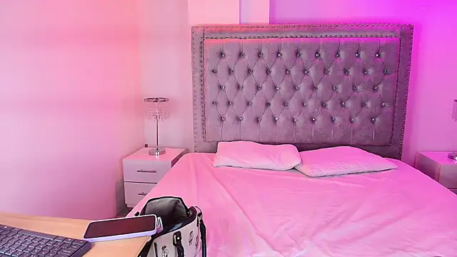 Lia adamsss online show from 12.17.25