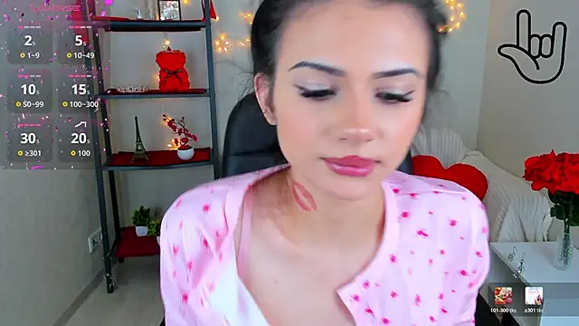Snapshot of Kitti__ chatting on 05.18.26 Kitti online show from 05.18.26