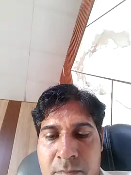 Snapshot of johnny8731 chatting on 06.28.26 johnny8731 online show from 06.28.26