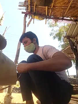 Snapshot of hot_integer chatting on 03.04.26 hot integer online show from 03.04.26