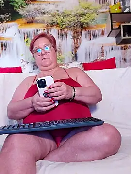 QueenPammy1 online show from 02.15.25