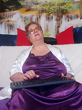 Snapshot of QueenPammy1 chatting on 02.06.26 QueenPammy1 online show from 02.06.26