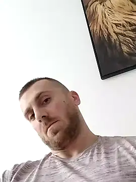 Snapshot of trainwithme chatting on 03.17.25 trainwithme online show from 03.17.25