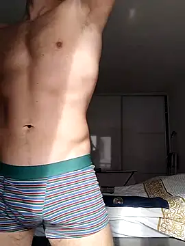 Snapshot of trainwithme chatting on 10.14.25 trainwithme online show from 10.14.25