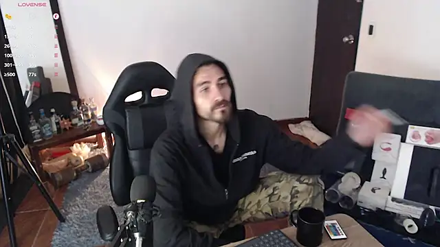 Aaron malikk online show from 10.21.25