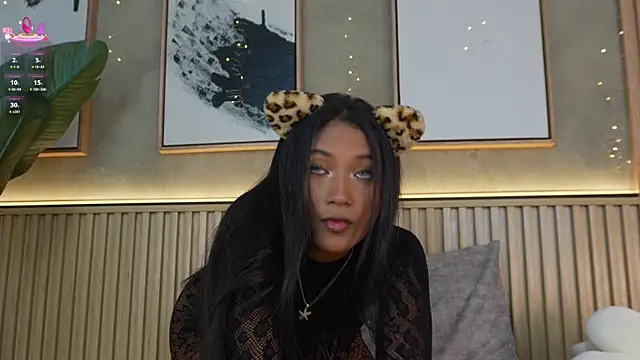 Isa Montiel online show from 04.10.26