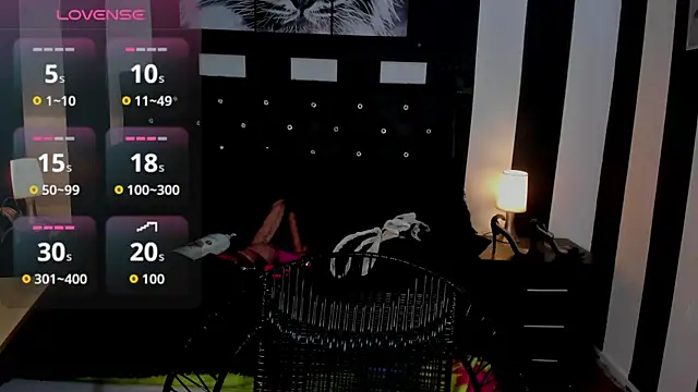 Snapshot of dirtyBBWplay chatting on 11.11.25 dirtyBBWplay online show from 11.11.25