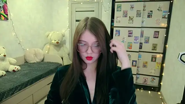 GinnyBlacky online show from 10.10.25