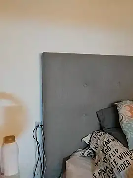 Elowyn online show from 09.10.25