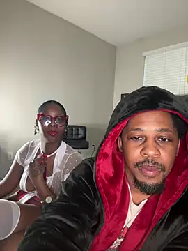 Snapshot of piscesaurora chatting on 03.17.25 piscesaurora online show from 03.17.25