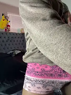 Snapshot of piscesaurora chatting on 03.20.25 piscesaurora online show from 03.20.25