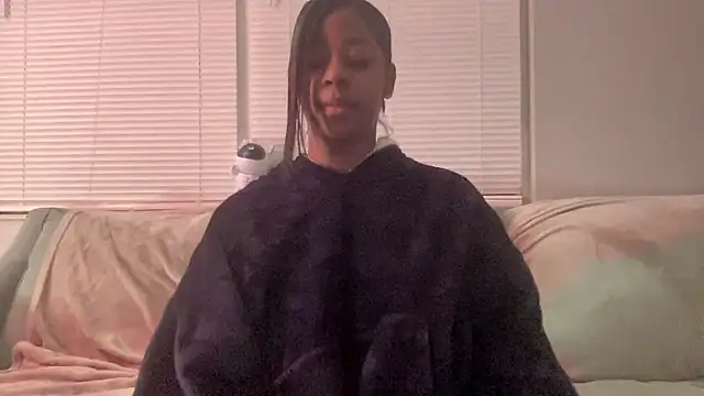 Snapshot of piscesaurora chatting on 01.12.26 piscesaurora online show from 01.12.26