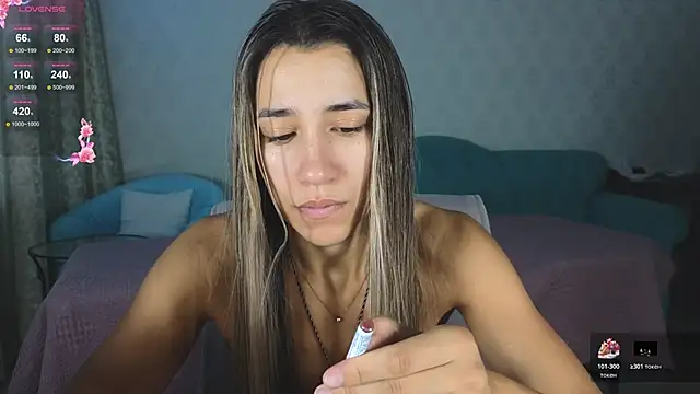 Snapshot of hot_ass_18 chatting on 02.19.26 hot ass 18 online show from 02.19.26