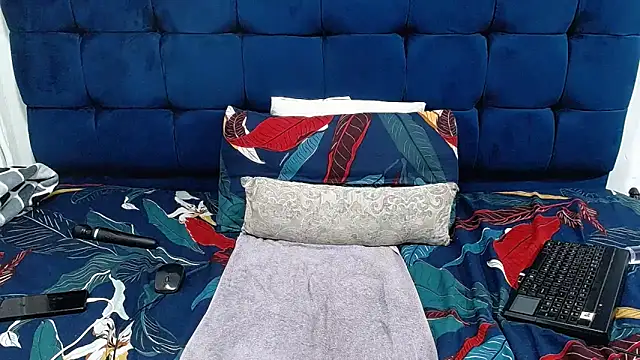 AriesCake online show from 01.15.26