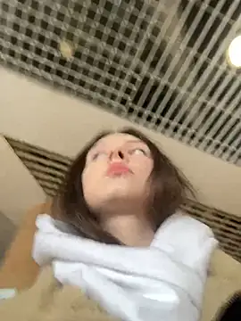 MilaBee online show from 03.22.25