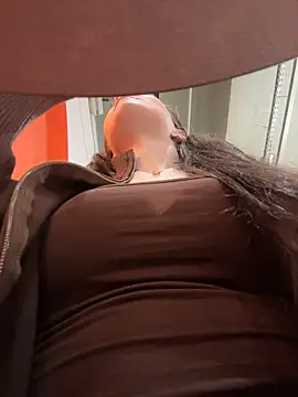 MilaBee online show from 02.15.26