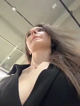 MilaBee online show from 02.19.26