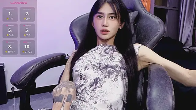 Snapshot of Rainbow-sweet chatting on 05.24.26 Rainbow-sweet online show from 05.24.26