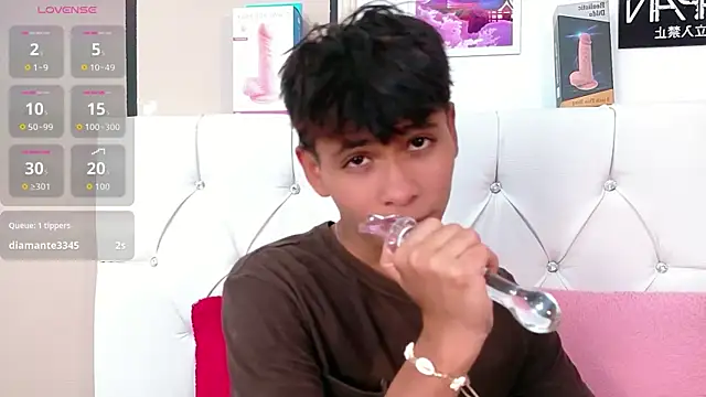 Ethan Westt online show from 02.02.26