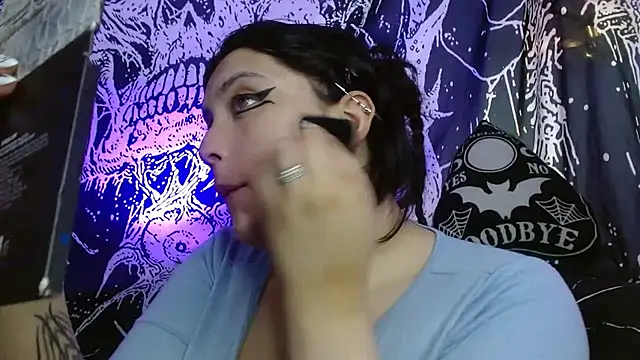 Snapshot of mikaskullcs chatting on 09.27.25 mikaskullcs online show from 09.27.25