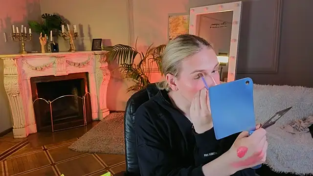 Jes Solar online show from 09.10.25