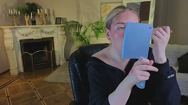 Jes Solar online show from 09.12.25