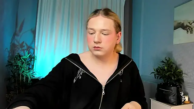 Jes Solar online show from 10.05.25